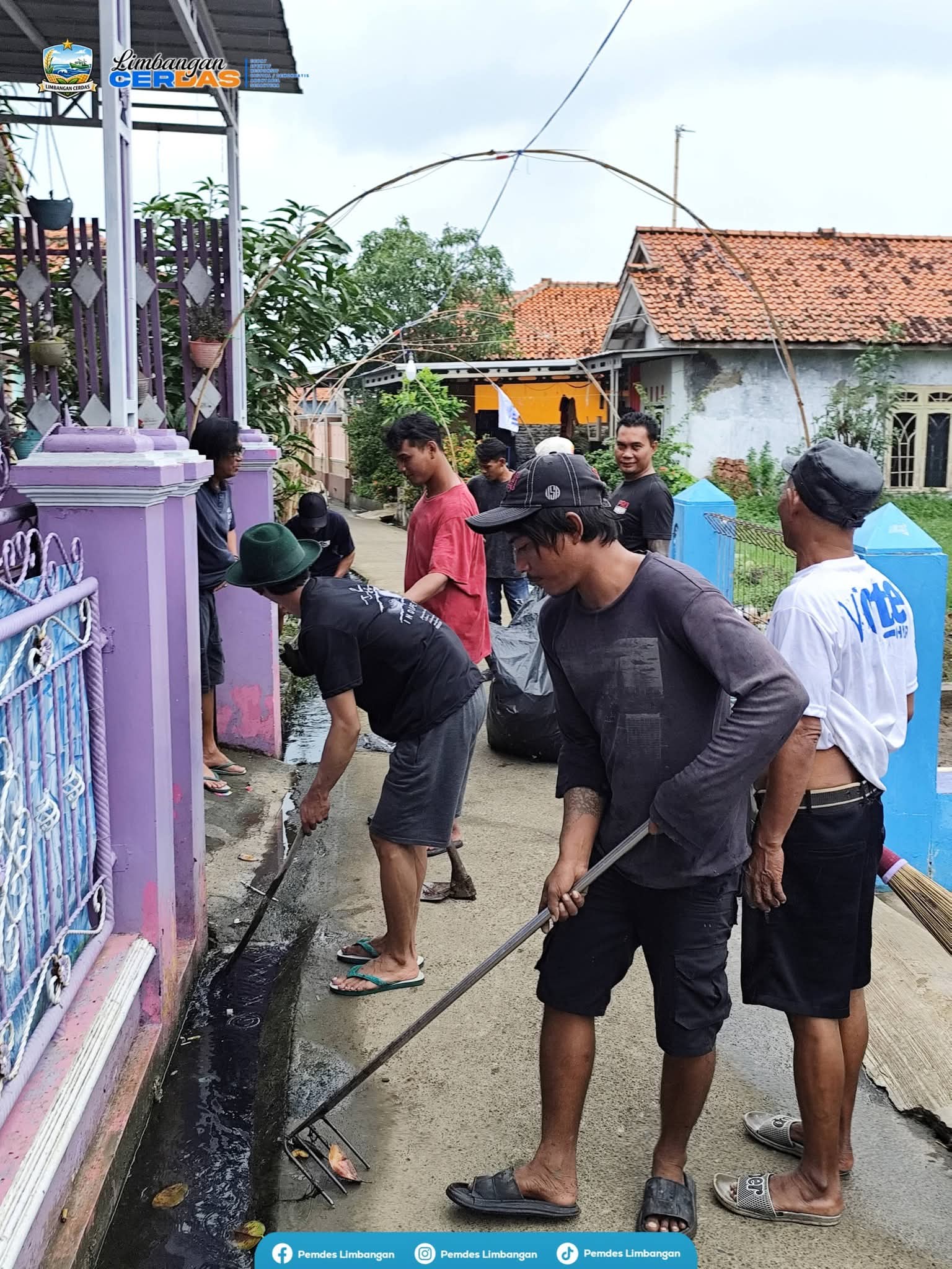 Kerja Bakti Pemuda RT02
