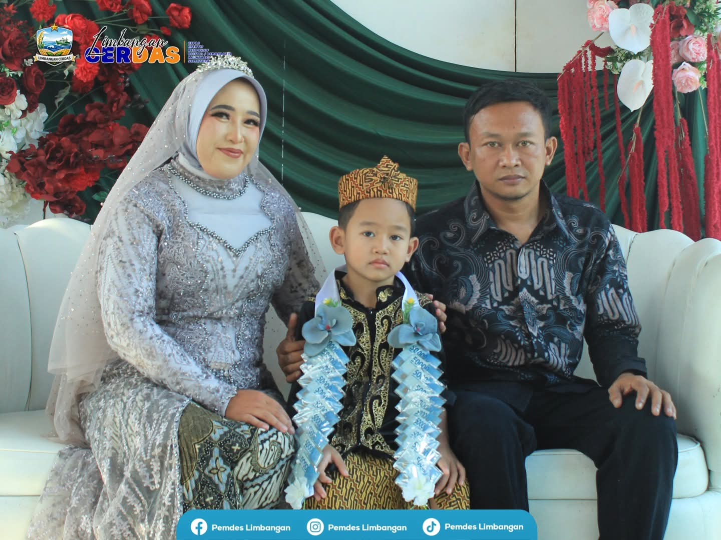 Menghadiri Acara Hajatan/ Khitanan Azlan Zakky Mutaqqin